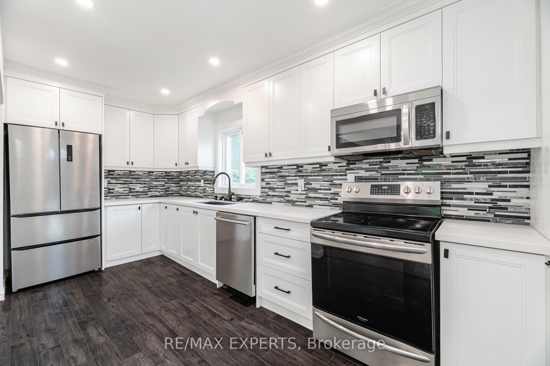 20 East Bend Avenue photo 15
