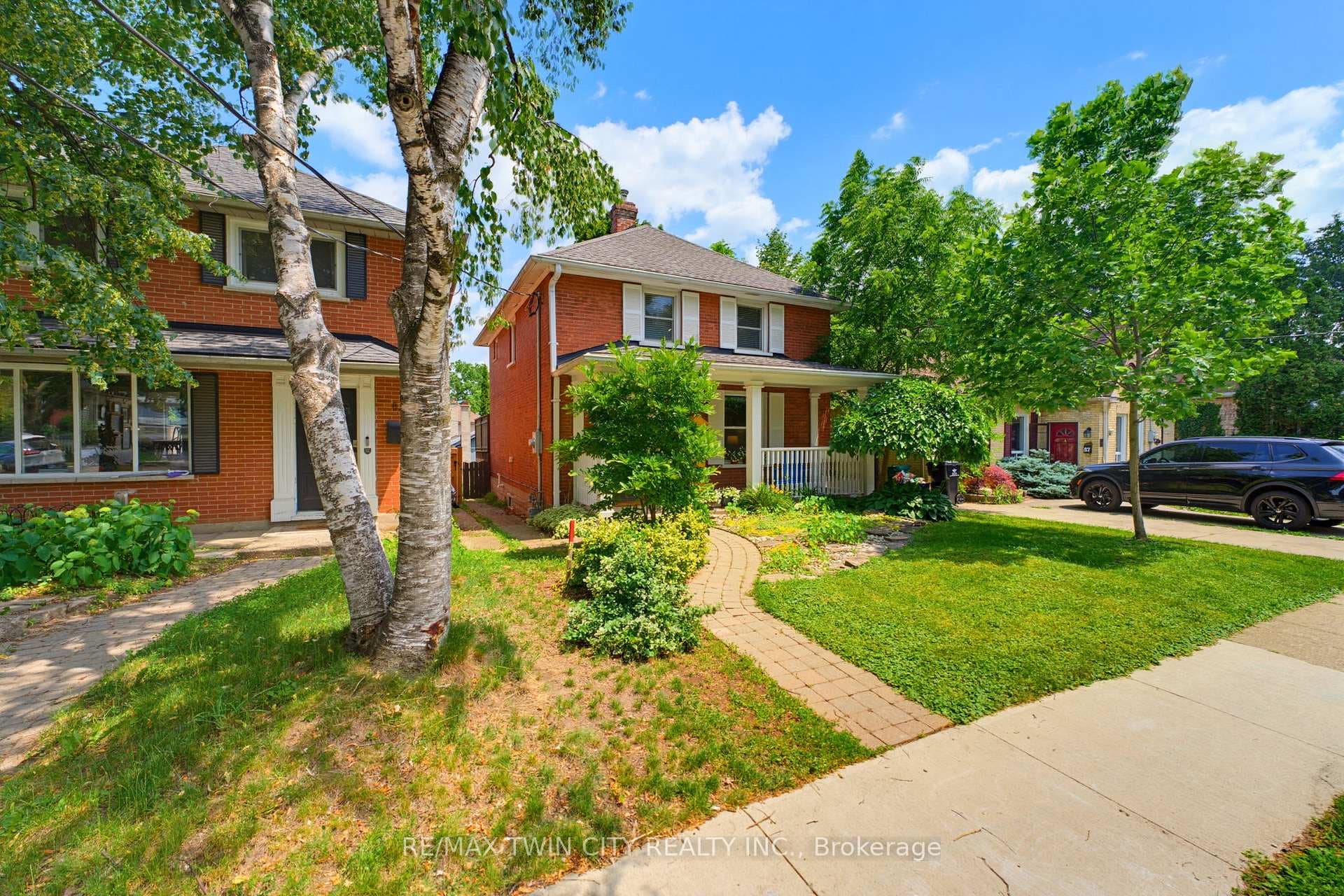 85 Barrie Street photo 2