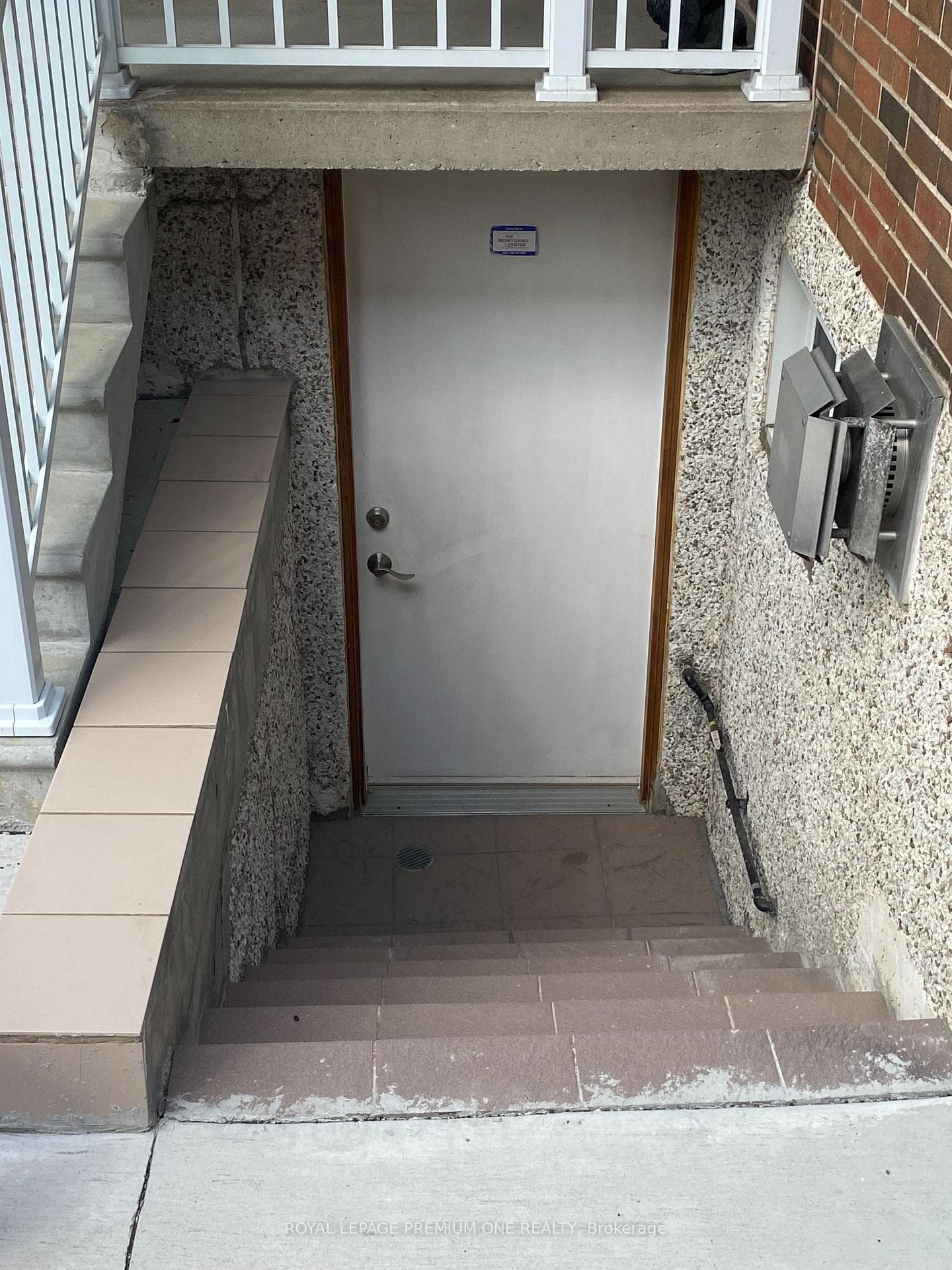 85 Giltspur Drive photo 31