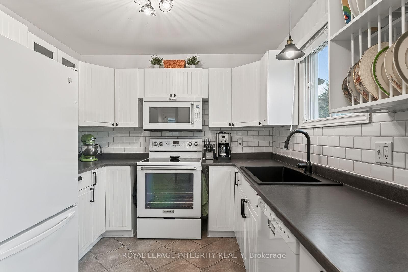 30 Sumner Street photo 19