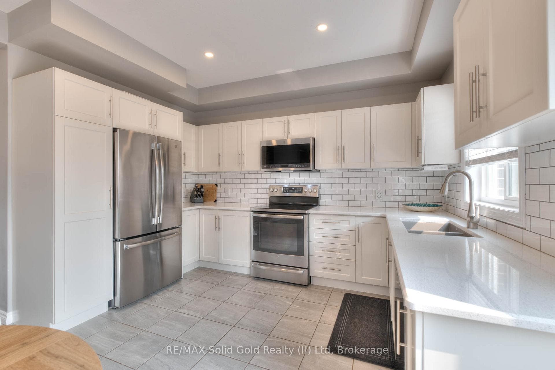 180 Snyder Avenue photo 17