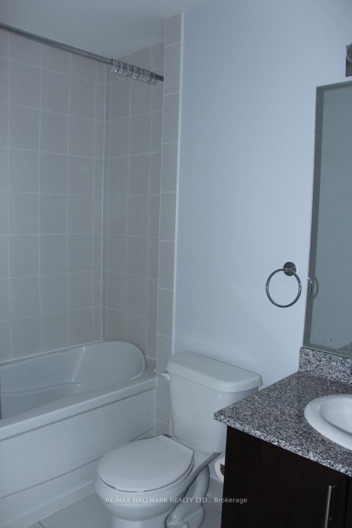 2900 Highway 7 Road Unit 420 photo 9