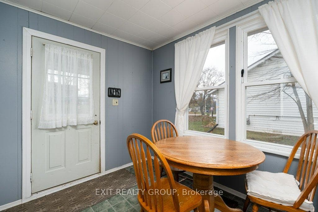 294 Durham Street photo 6