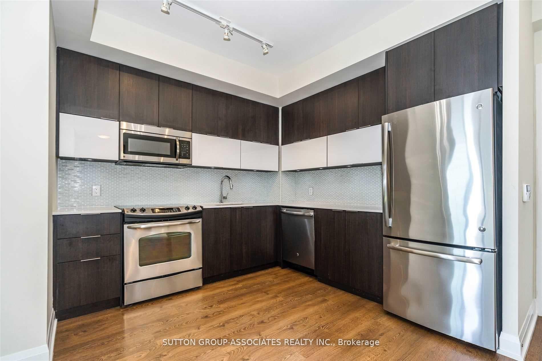 56 Annie Craig Drive Unit 803 photo 14