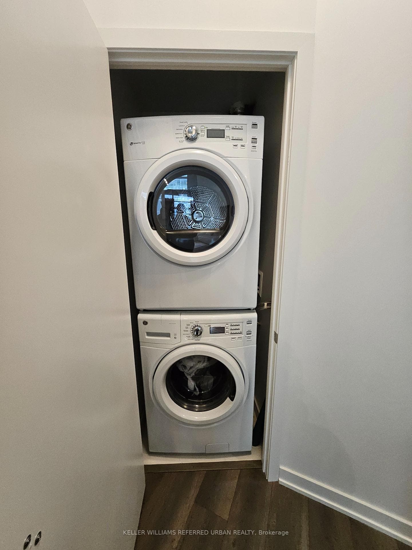 38 Iannuzzi Street Unit 221 photo 11