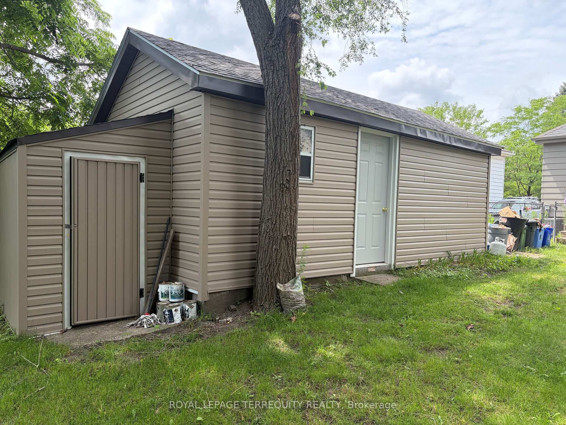 1181 Florence Street photo 20