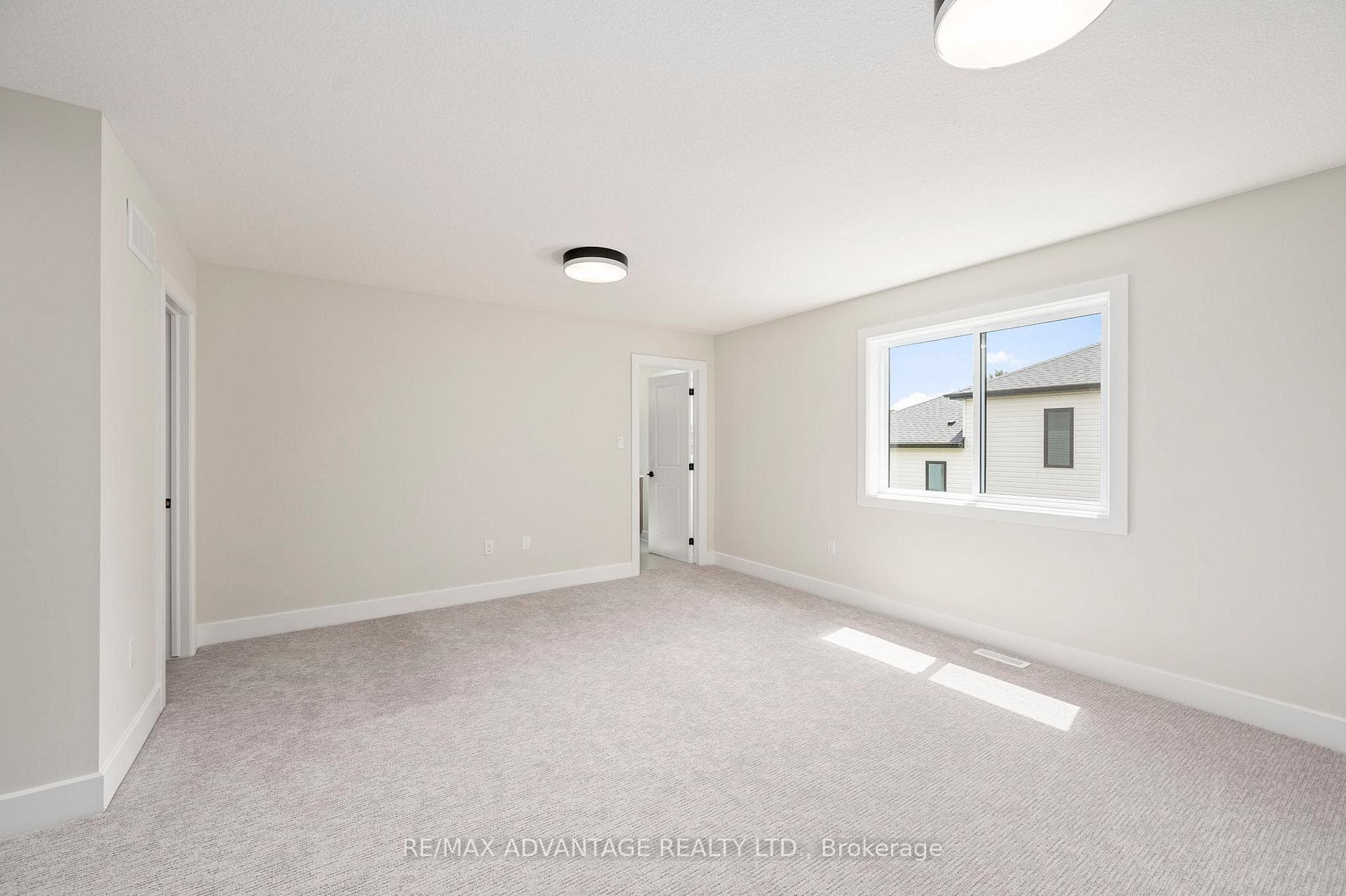 603 Regent Street photo 19