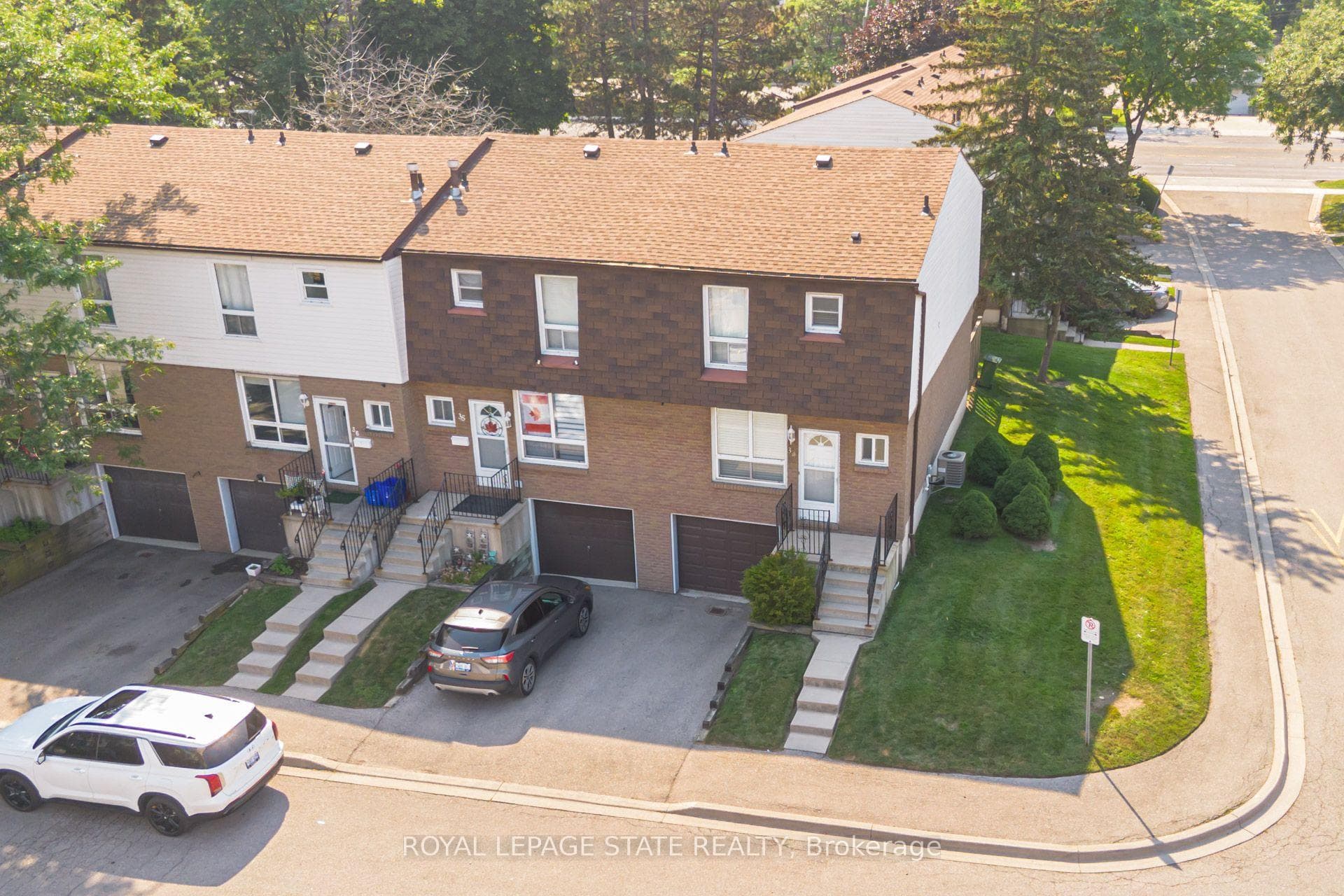 1301 Upper Gage Avenue Unit 34 photo 2