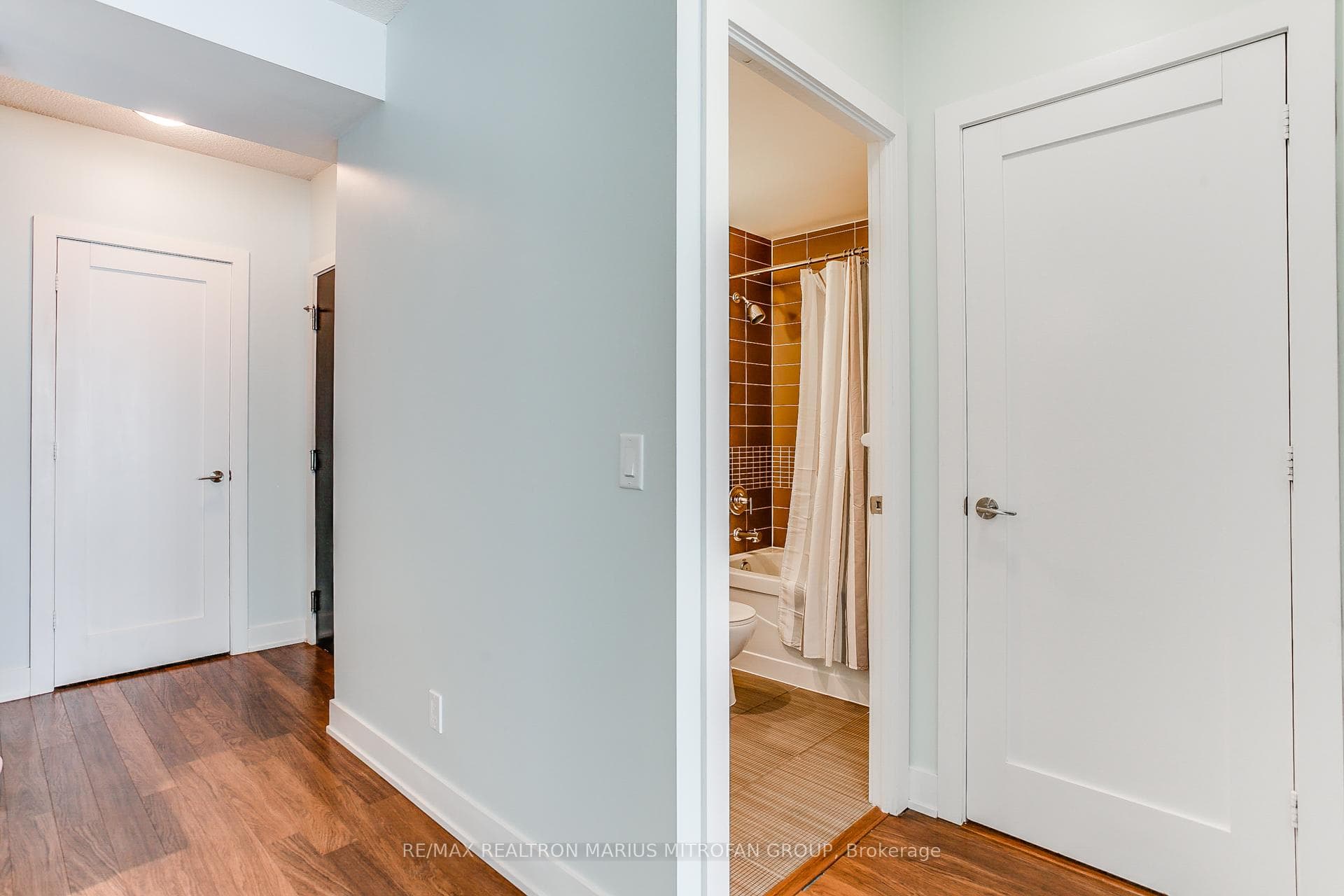 120 Homewood Avenue Unit 702 photo 32