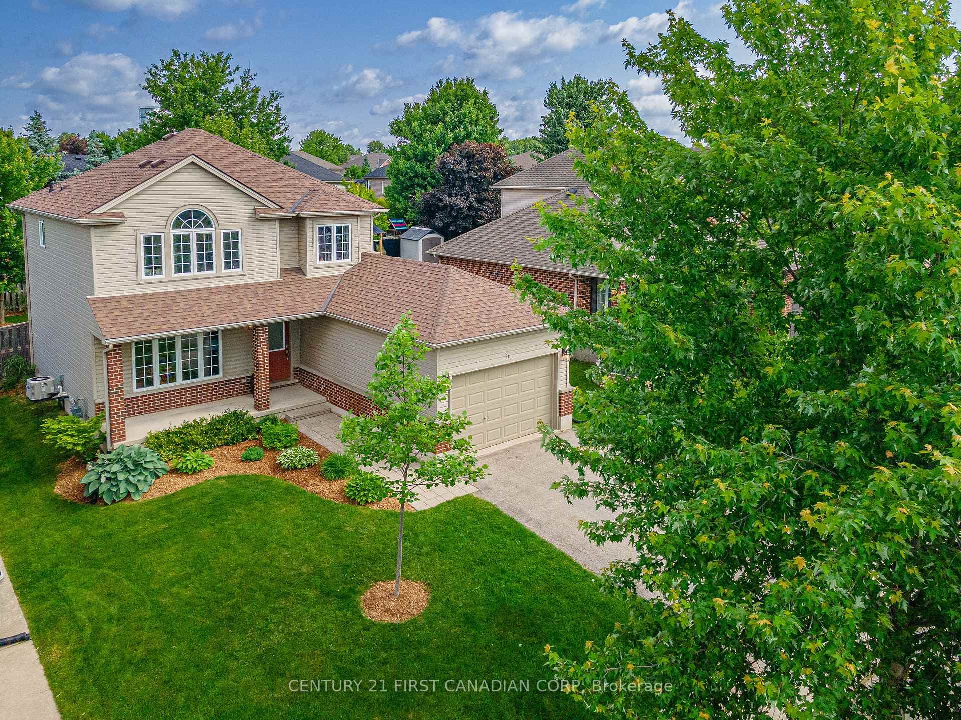 32 Stonefield Lane photo 1