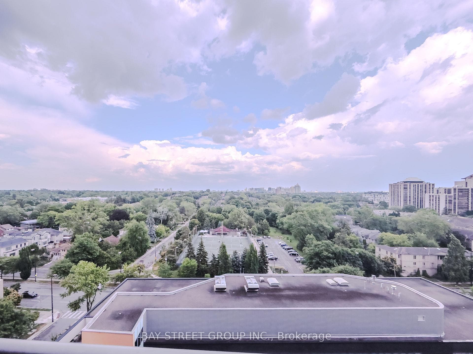 35 Hollywood Avenue Unit 1522 photo 19