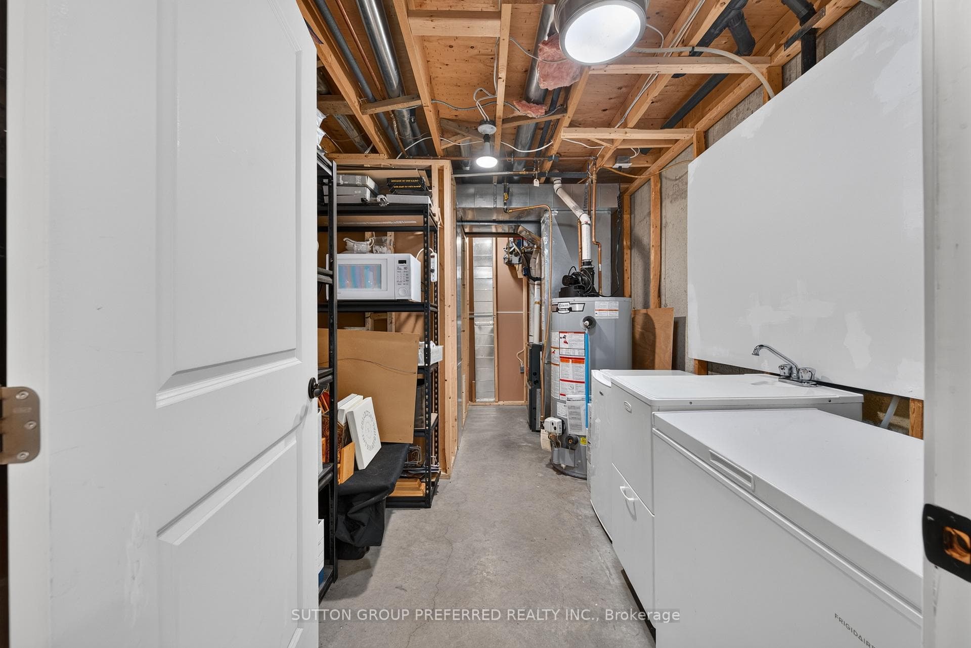 20 Windemere Place Unit 6 photo 35