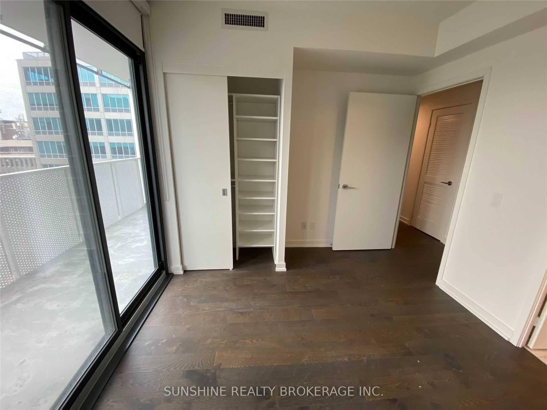25 Richmond Street Unit 1503 photo 18