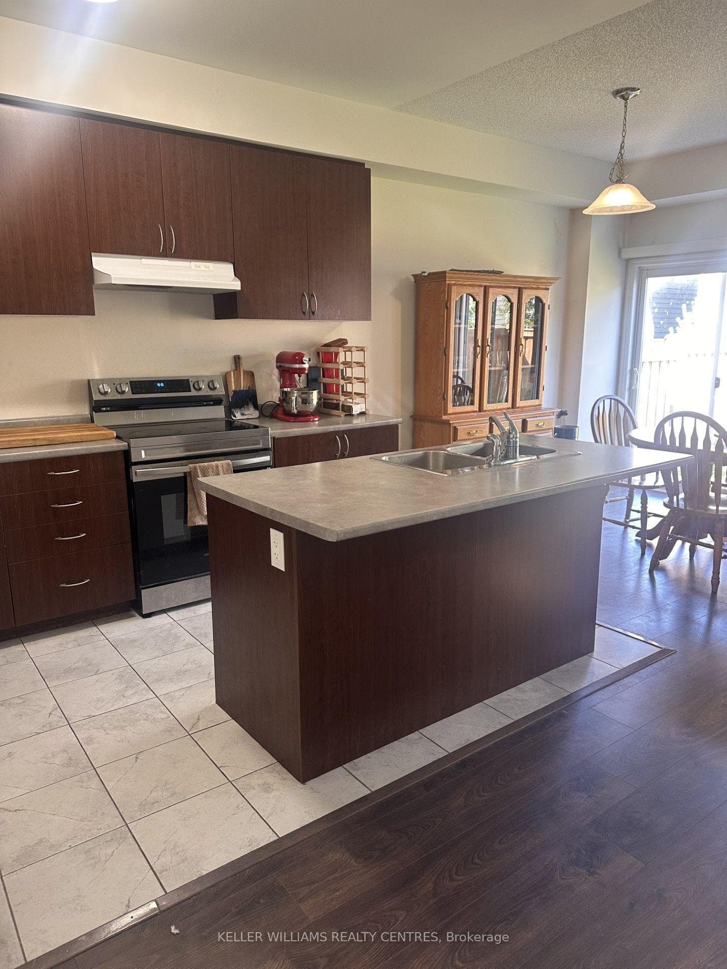 9 Catamaran Drive photo 8