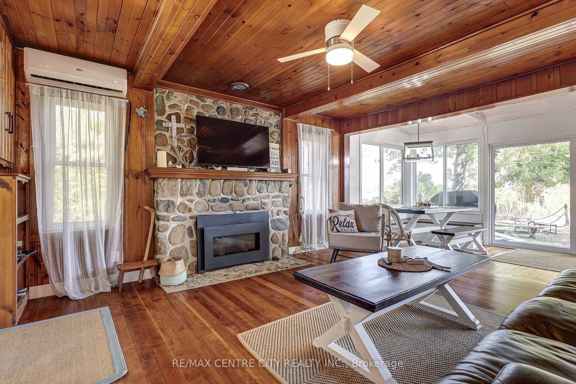 17374 Lakeshore Road photo 13