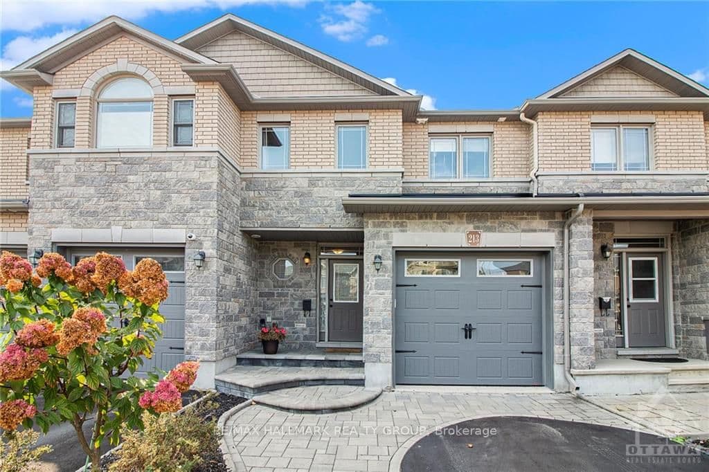 213 GOSSAMER Street photo 1