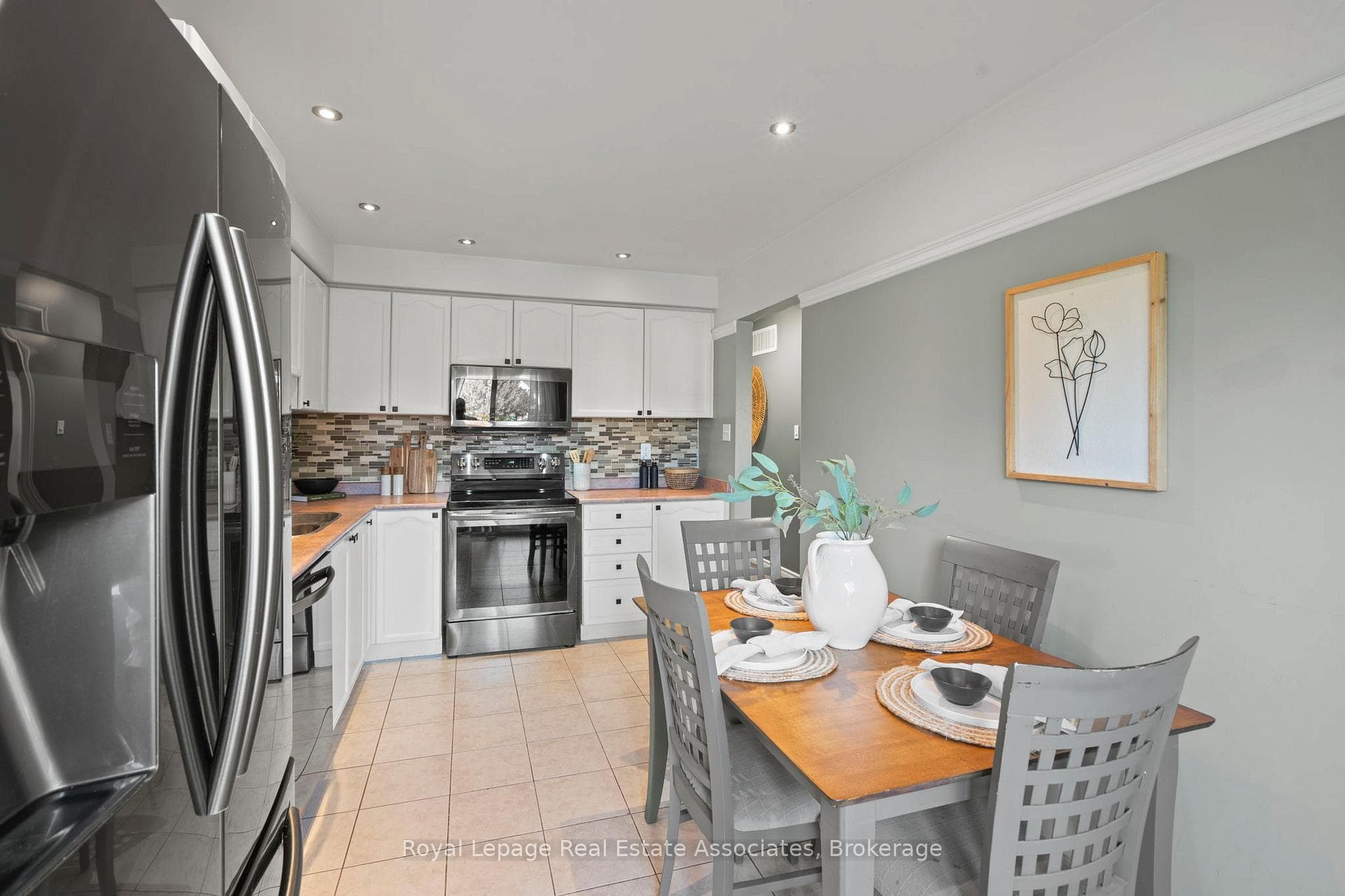 35 Willey Drive photo 7