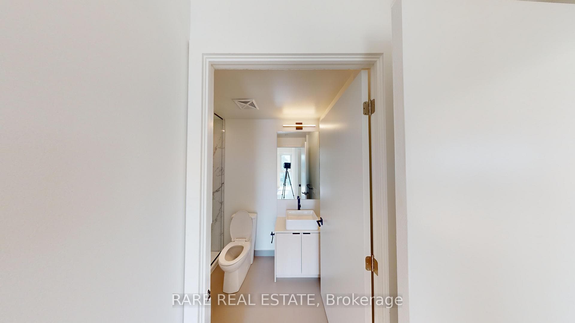1285 Dupont Street Unit 1603 photo 8