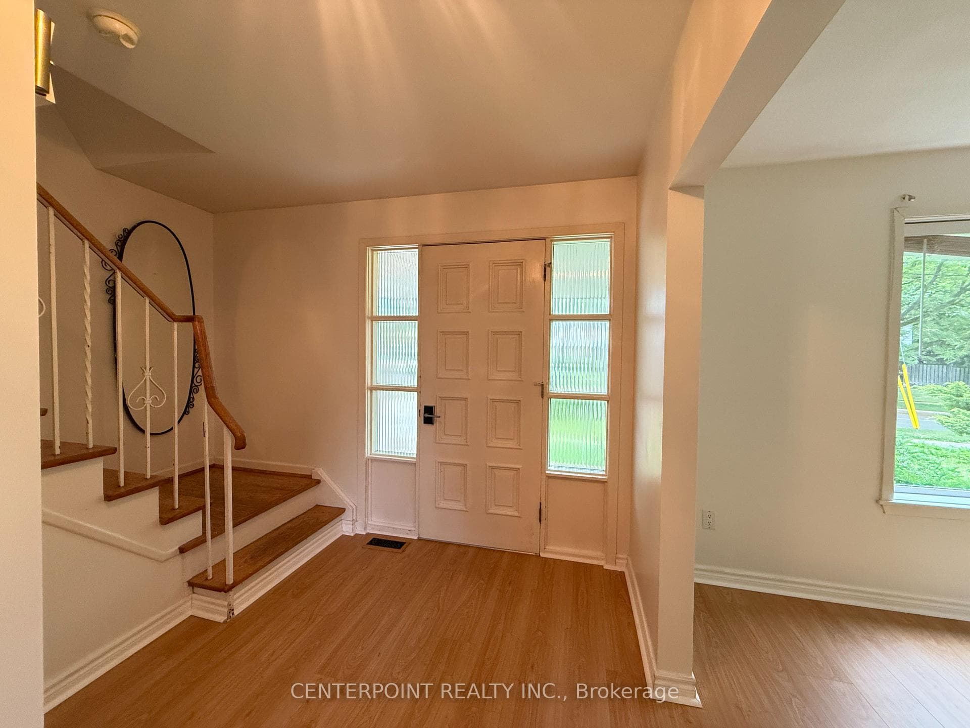 4 Bellbury Crescent photo 3