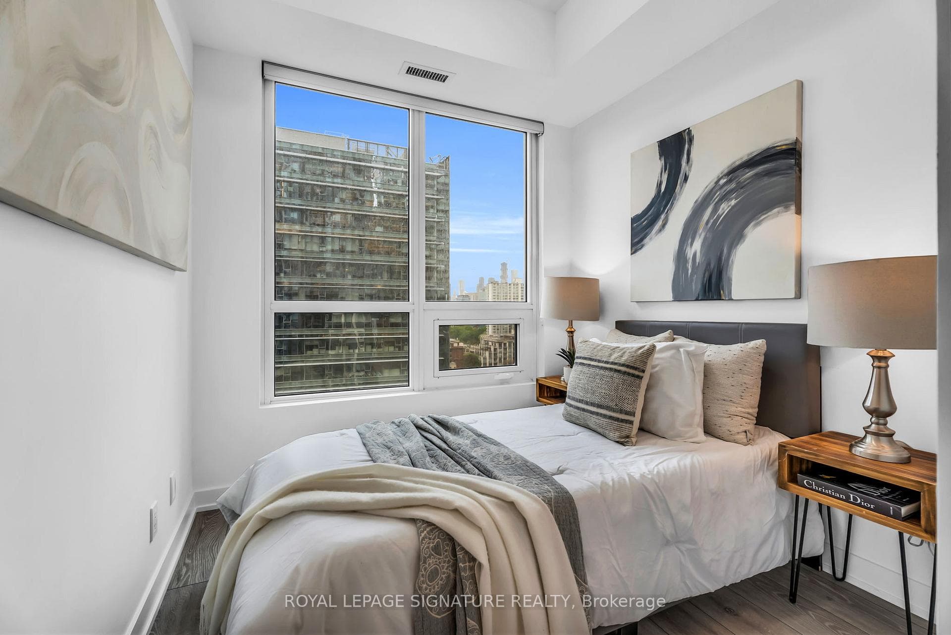 108 Peter Street Unit 1523 photo 16