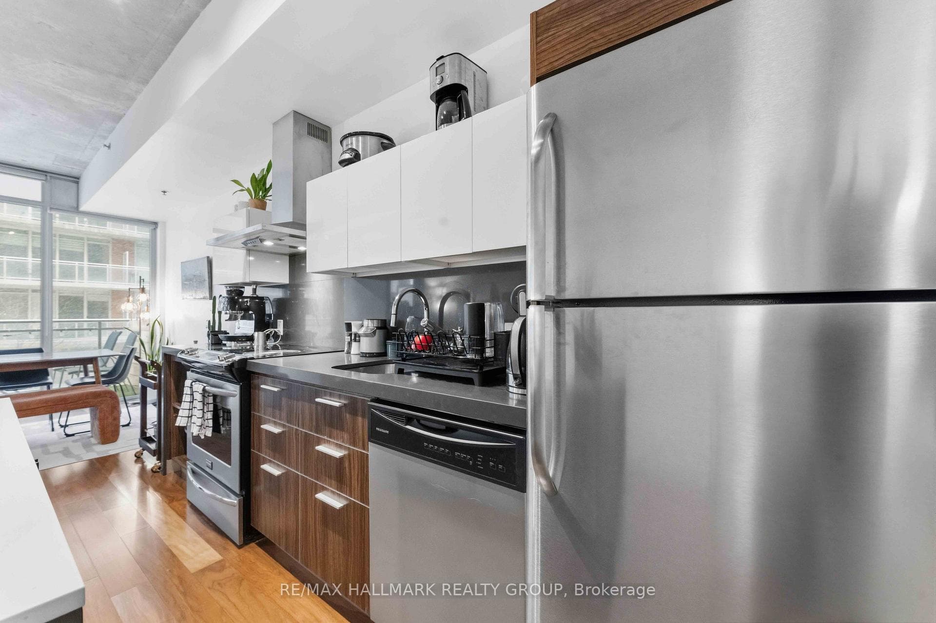 360 McLeod Street Unit 313 photo 9