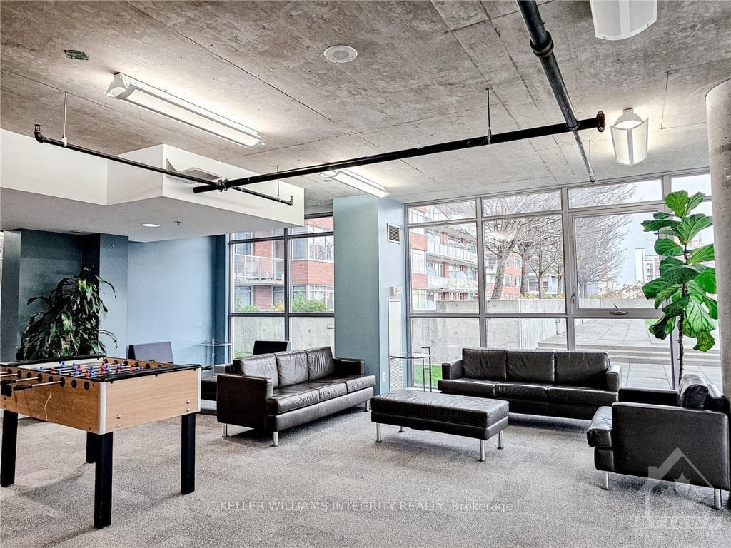 179 GEORGE Street Unit 1809 photo 25