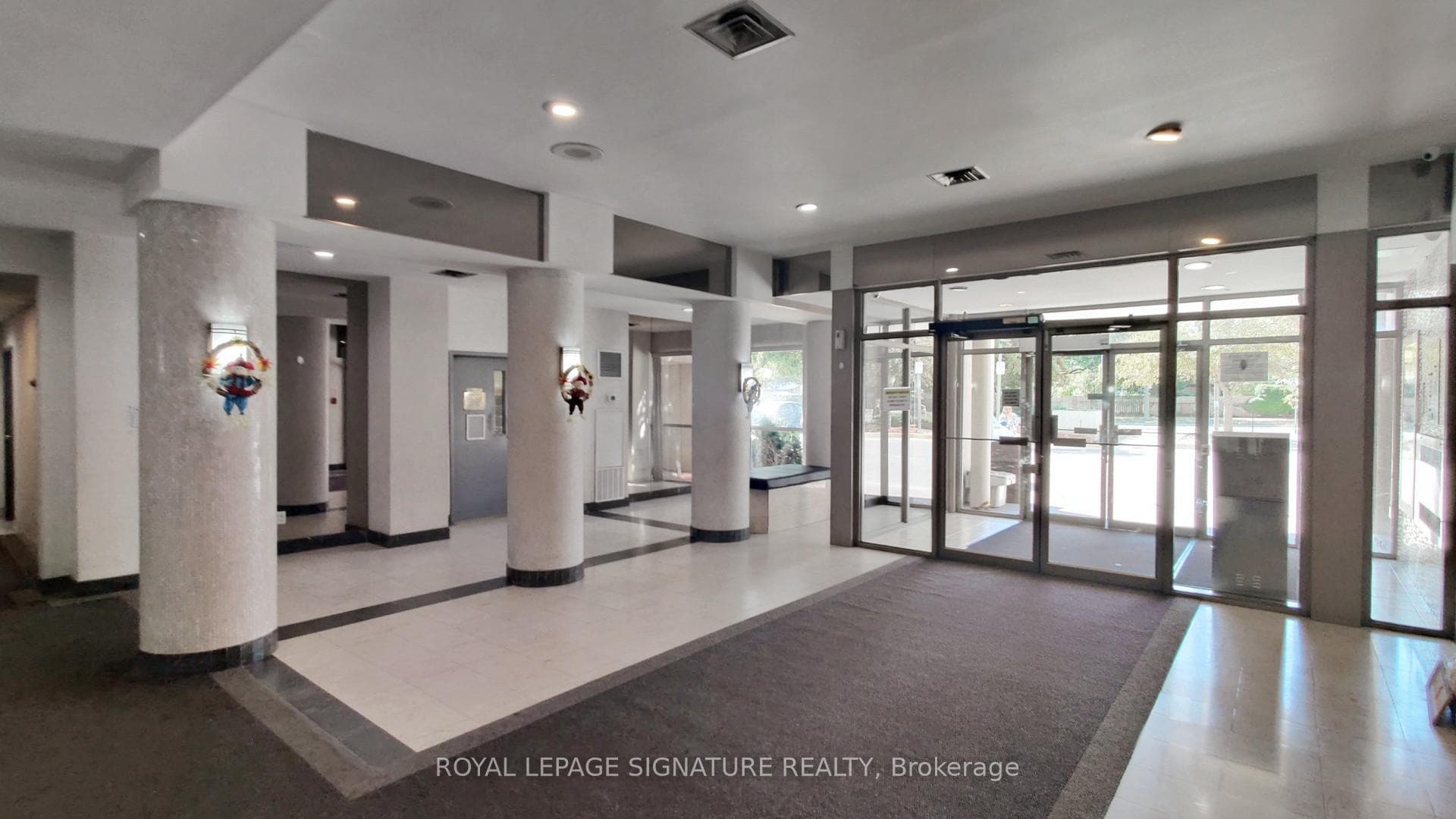 2901 Kipling Avenue Unit 307 photo 17