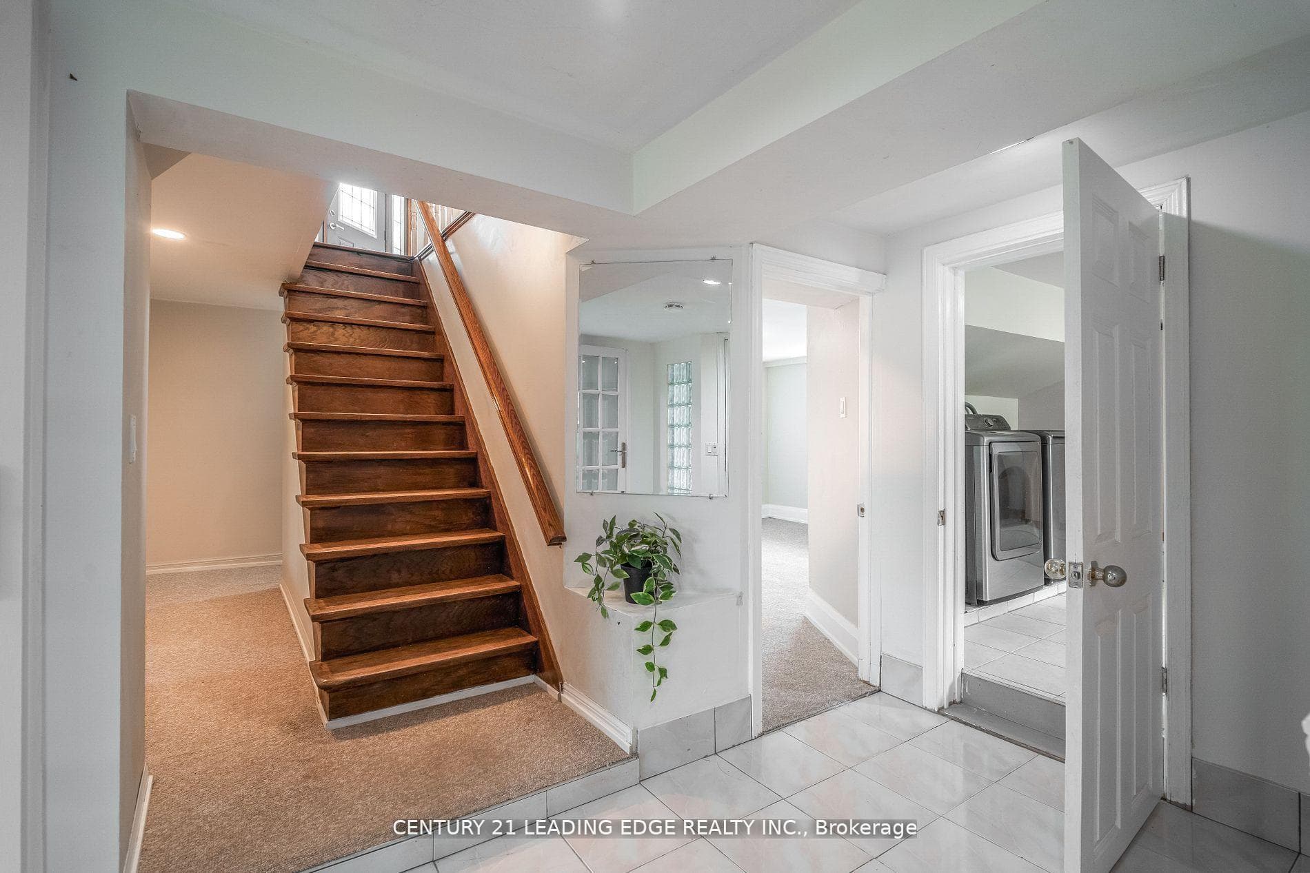 393 CANAL Road photo 25