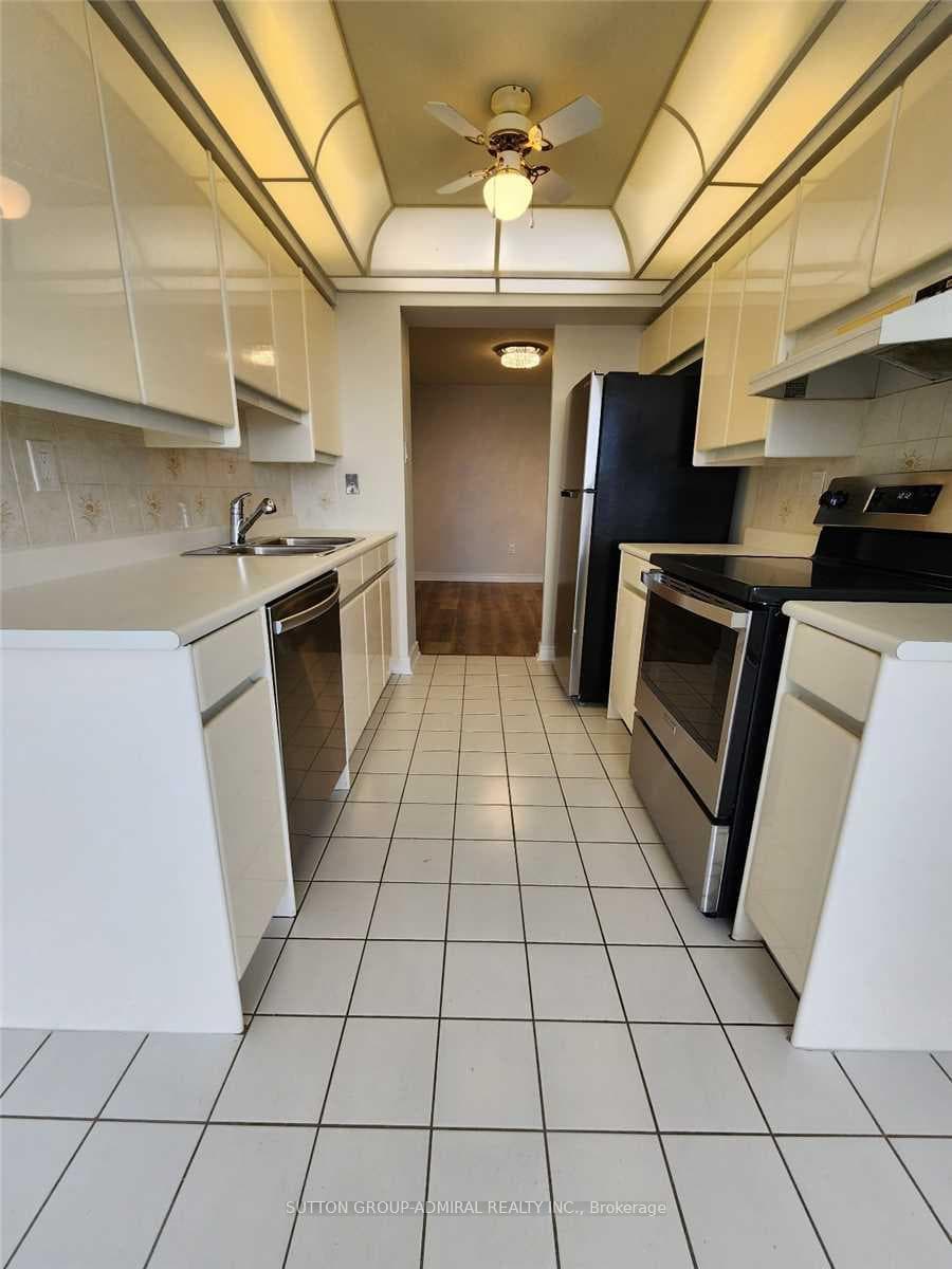 343 Clark Avenue Unit 1204 photo 12