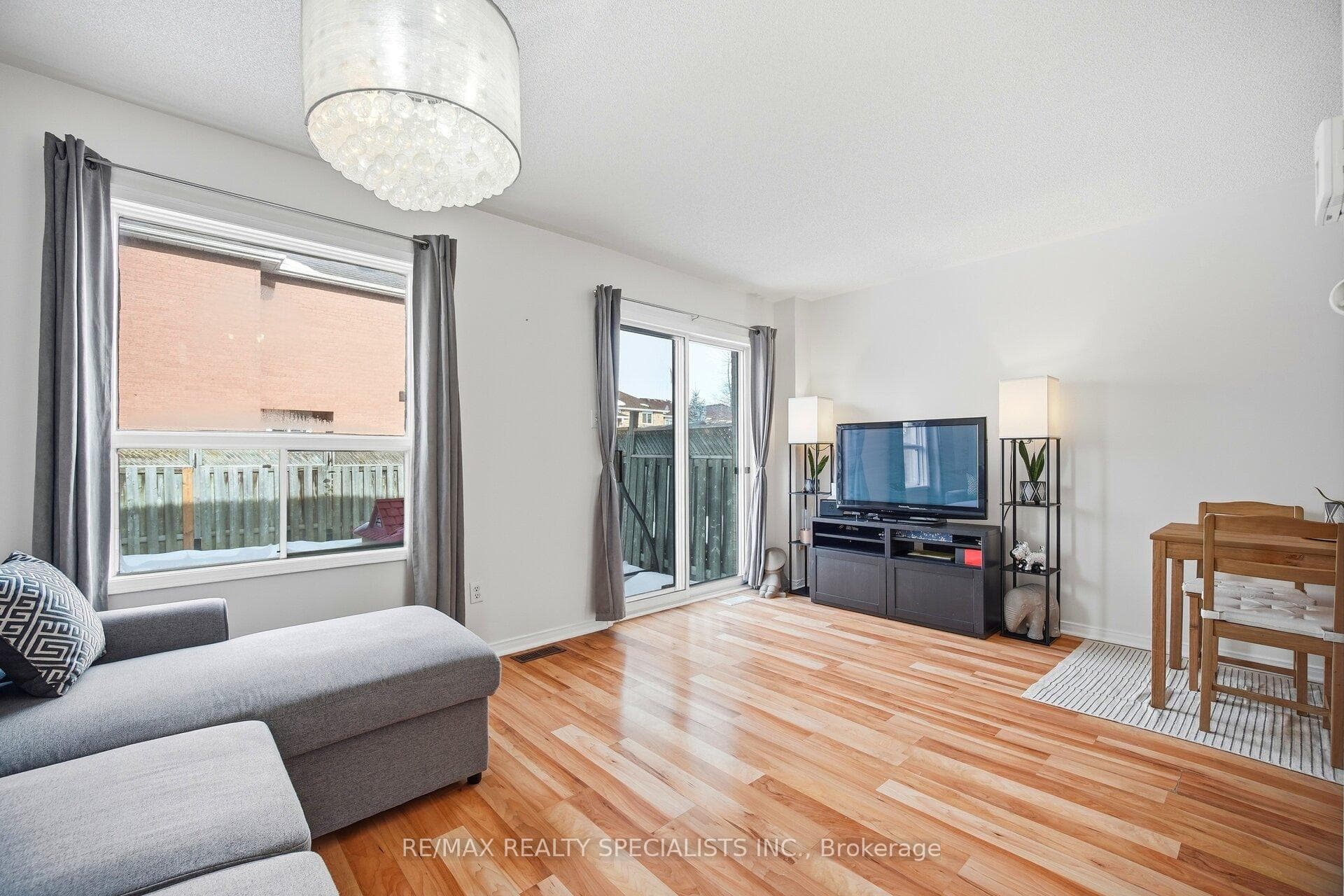 68 Muirland Crescent photo 11