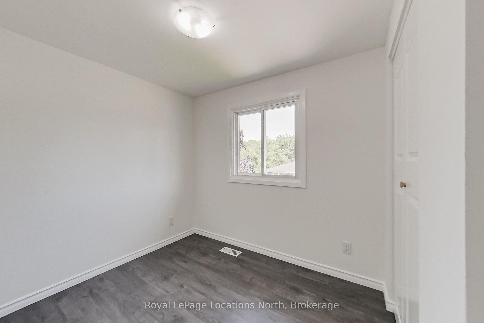 71 Gibbard Crescent photo 17