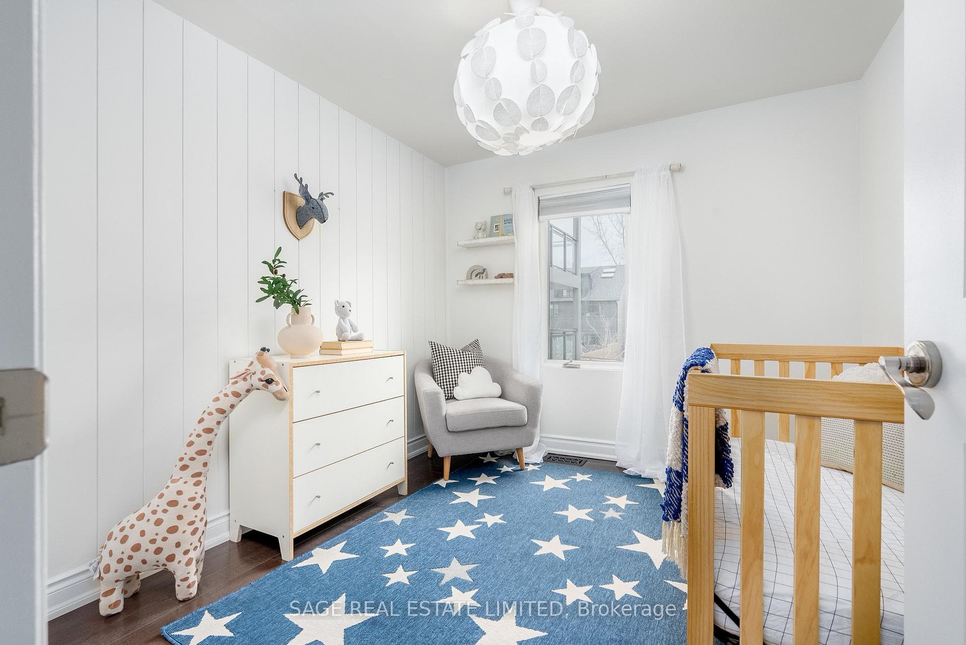 39 Connaught Avenue photo 25