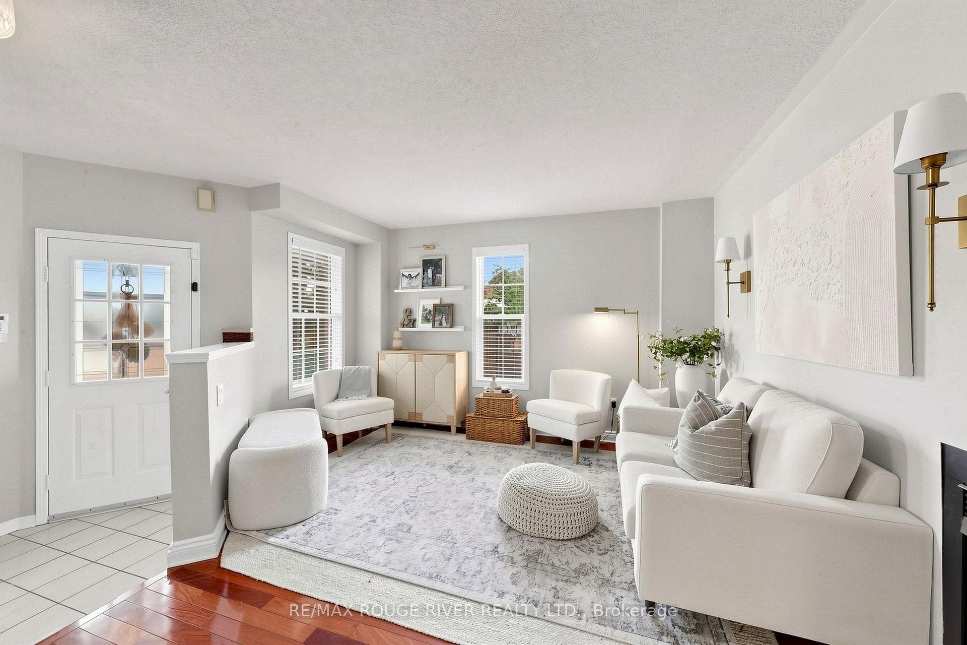 66 Tidewater Crescent photo 2