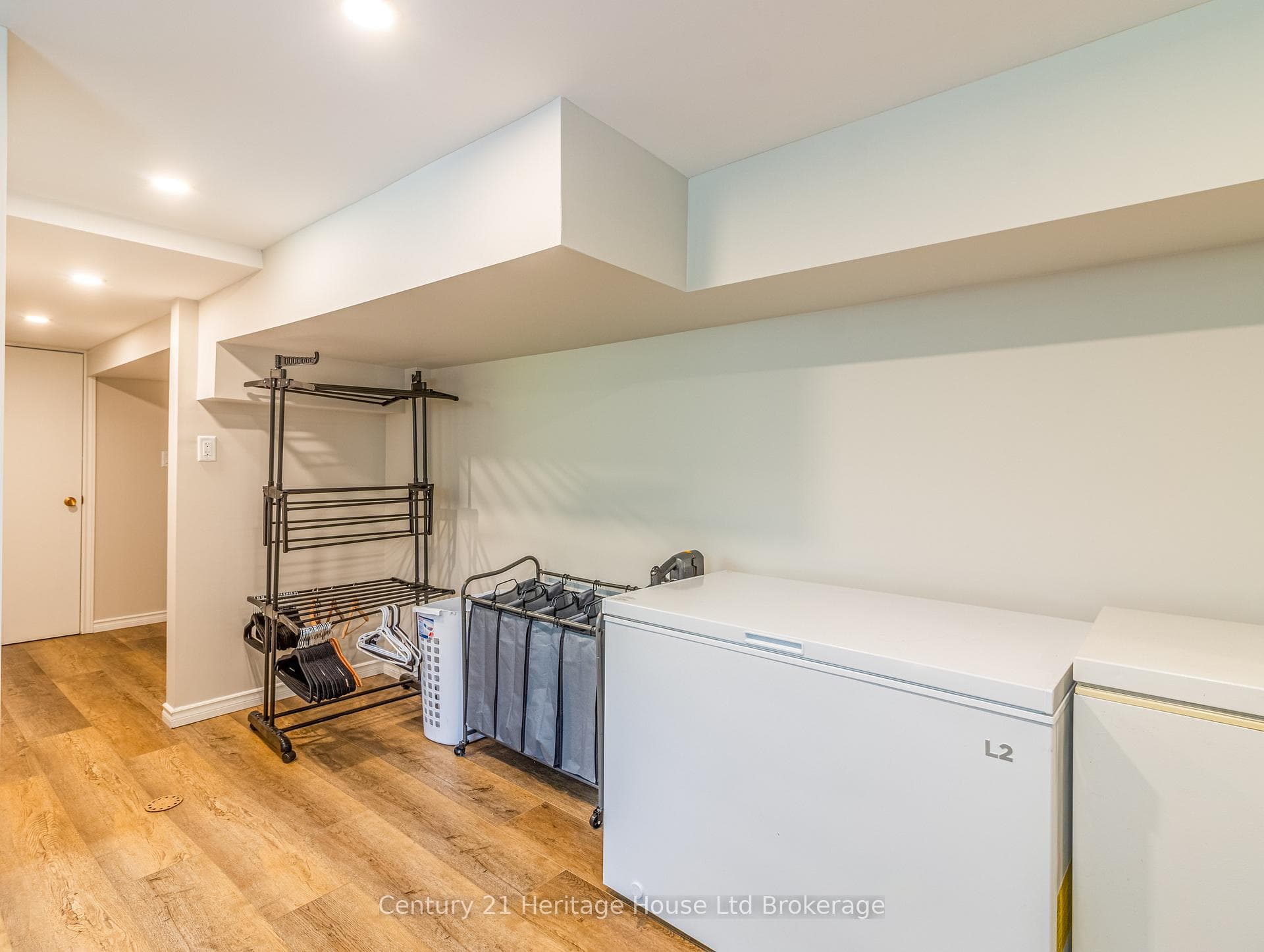 153 Springbank Avenue photo 28