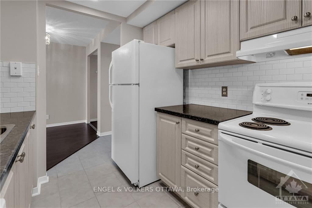 45 HOLLAND Avenue Unit 617 photo 12