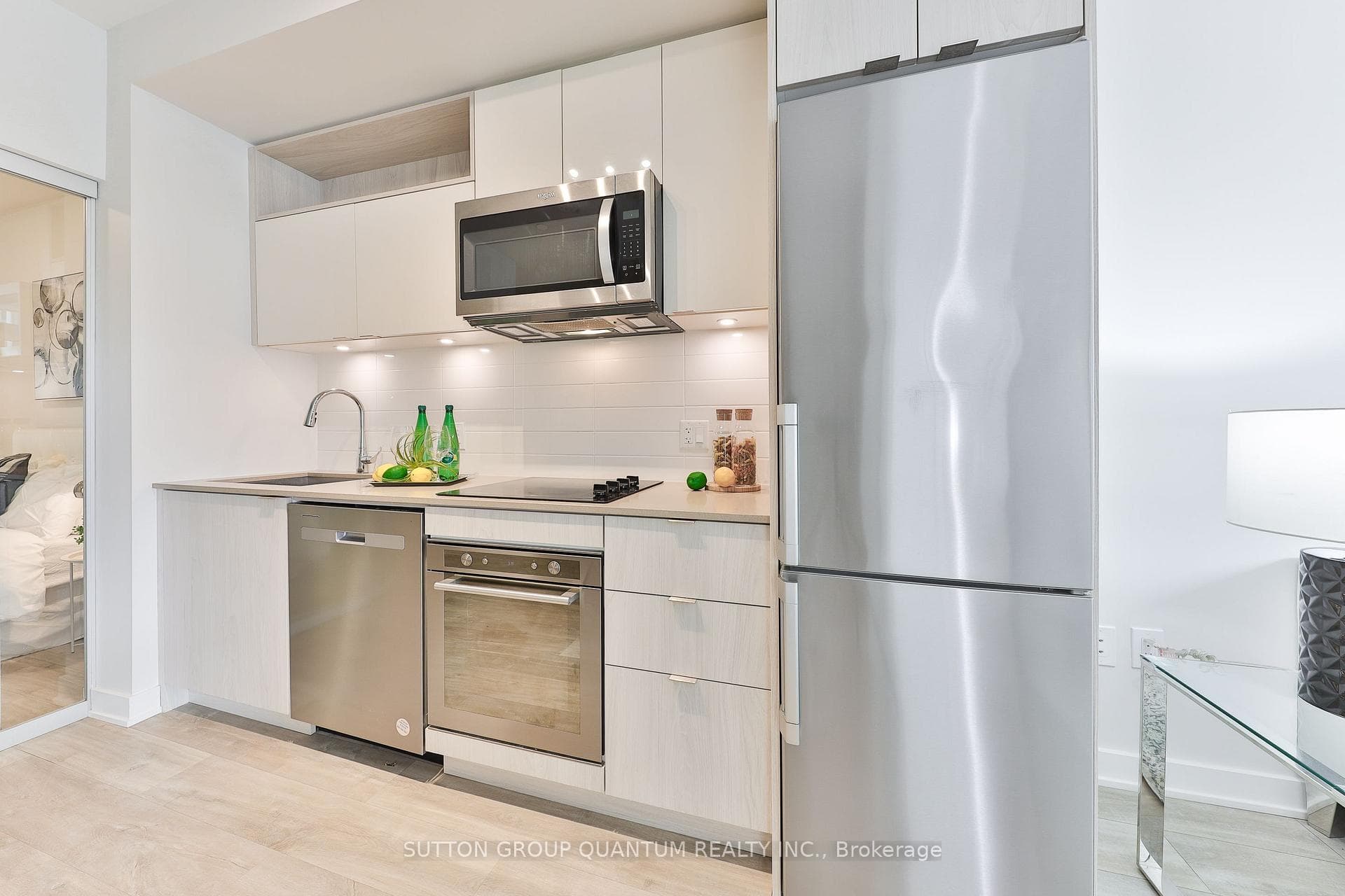 60 Princess Street Unit 208 photo 19