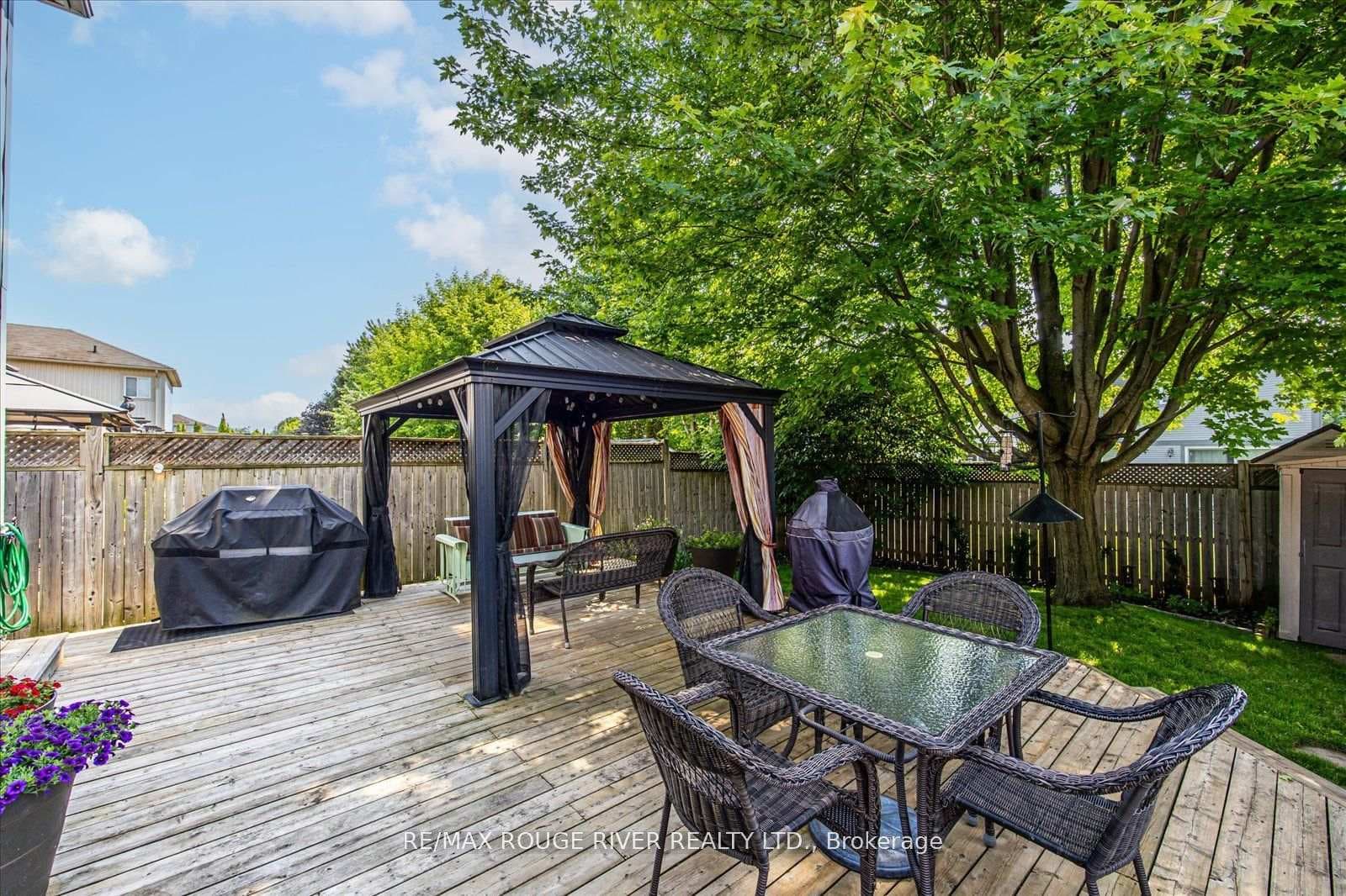 163 Allworth Crescent photo 35