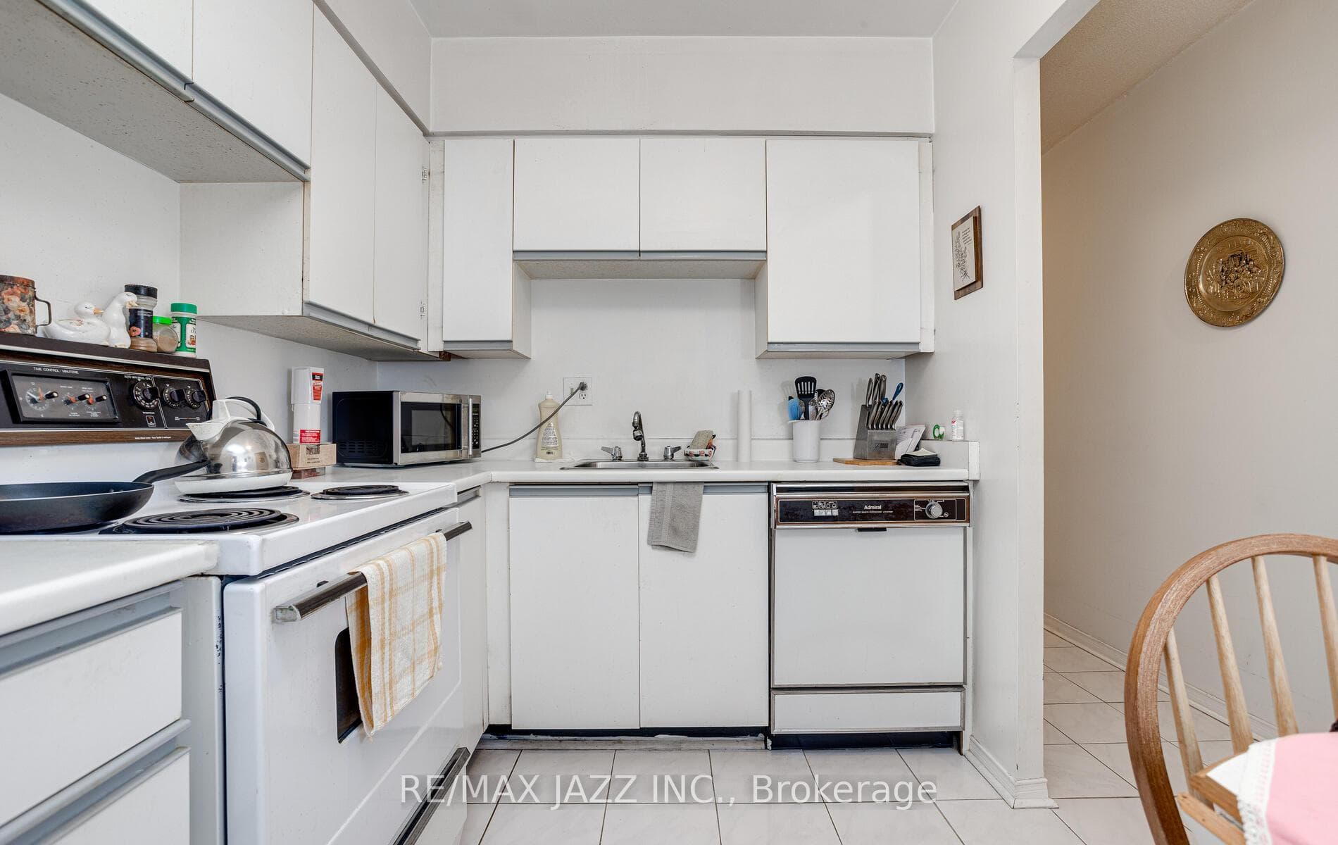 2 Westney Road Unit 309 photo 9