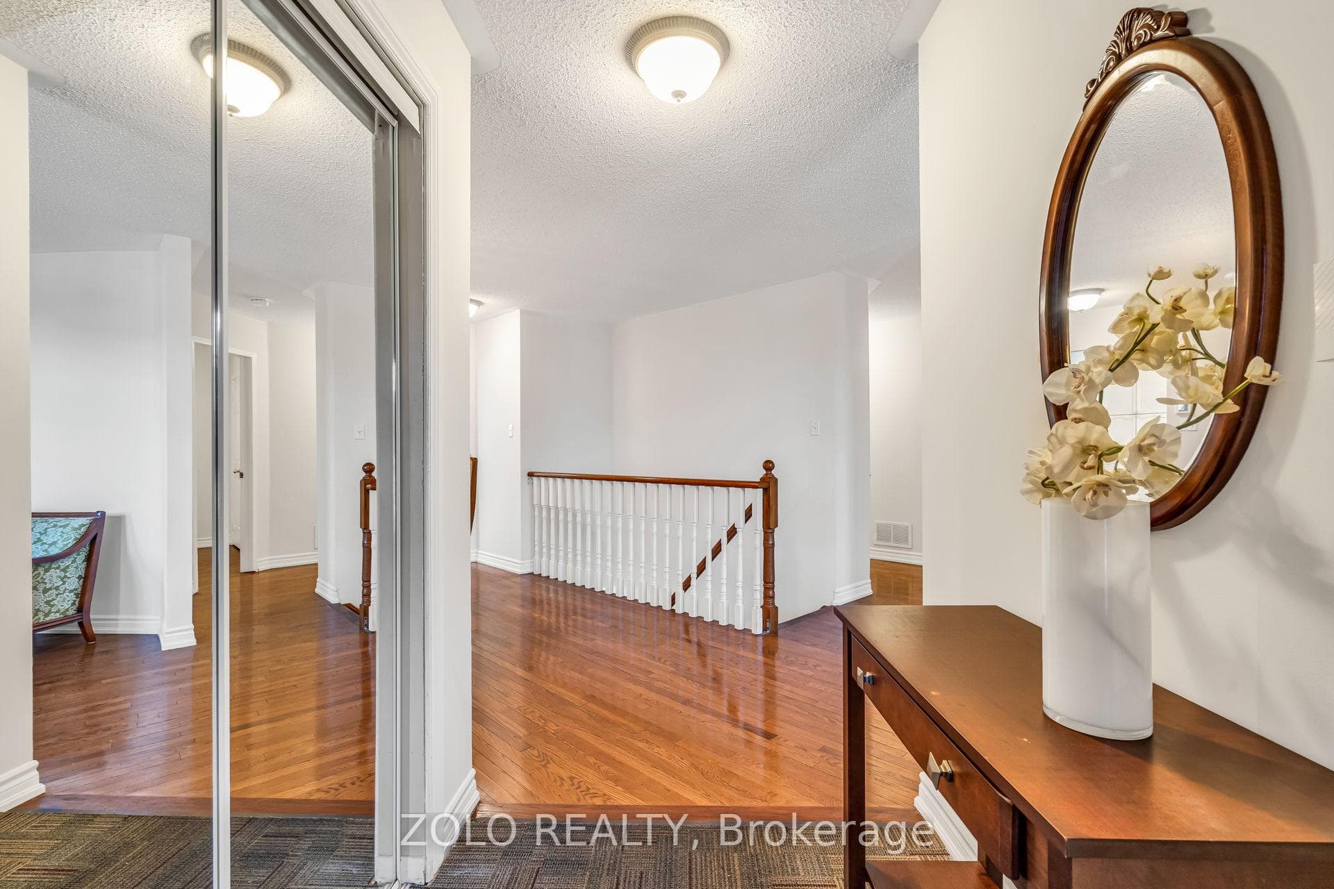 5666 Whitehorn Avenue photo 4