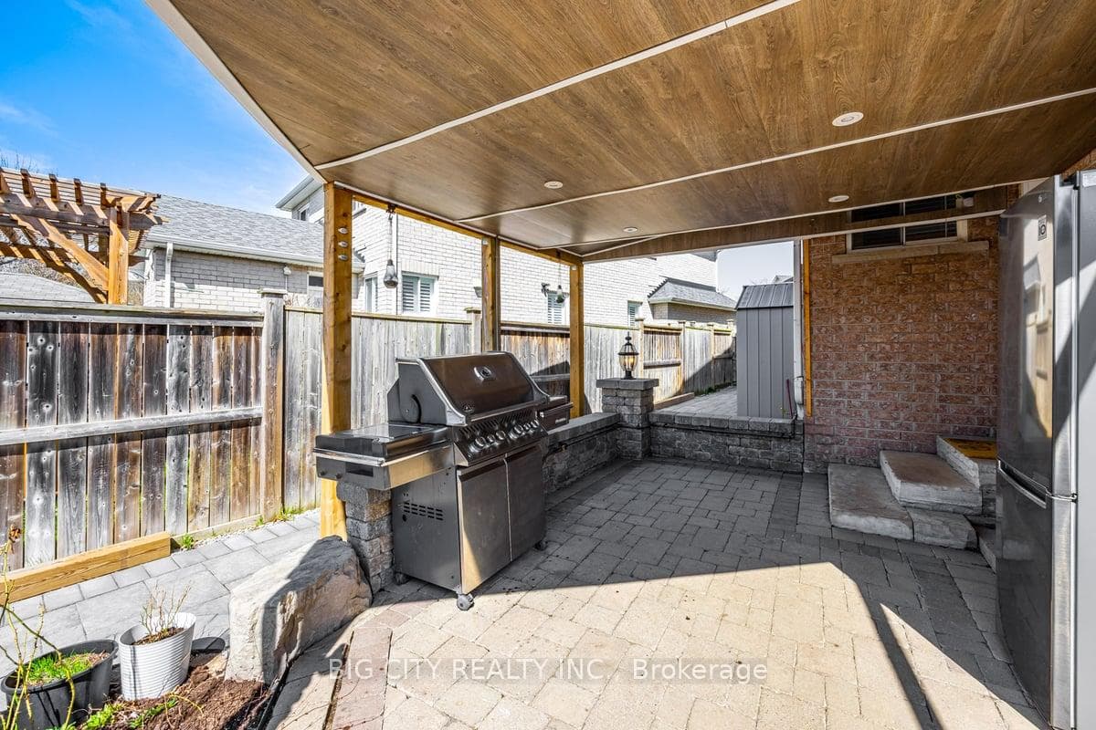 691 Sunbird Trail photo 19