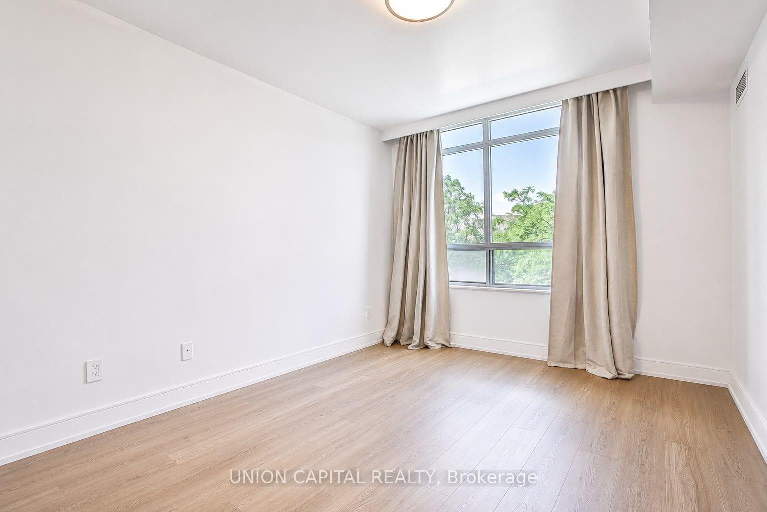 710 Humberwood Boulevard Unit 213 photo 15