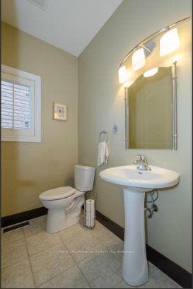 30 Masters Green Crescent photo 6