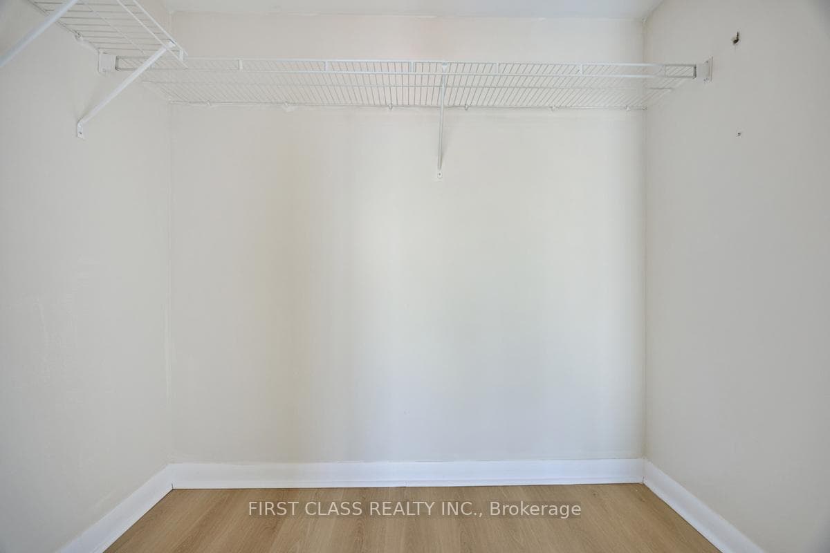 225 Sherway Gardens Road Unit 1709 photo 15