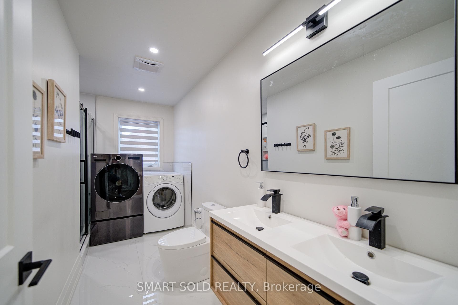 122 Mistysugar Trail photo 42