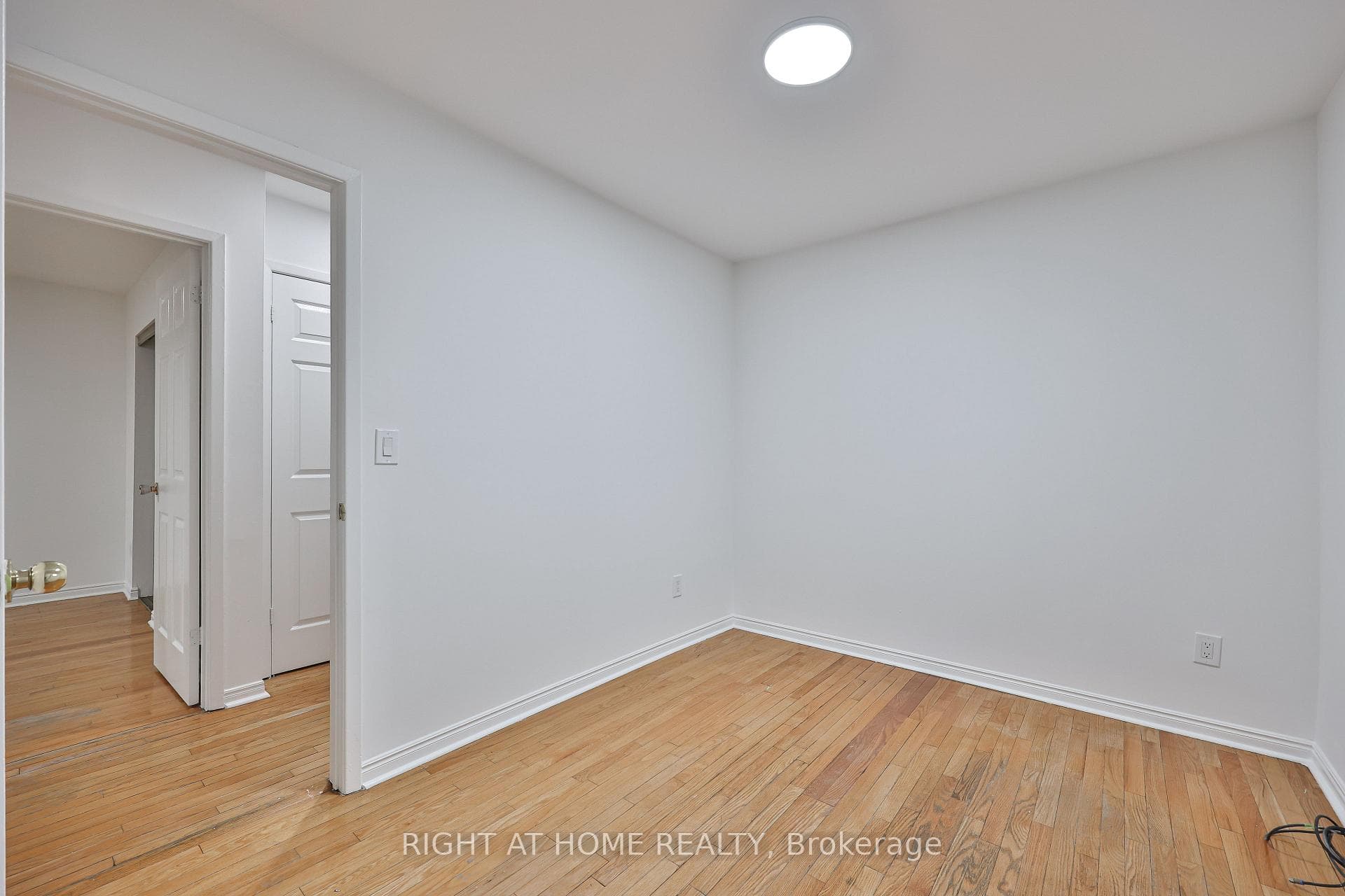 3783 Keenan Crescent Unit Upper photo 19