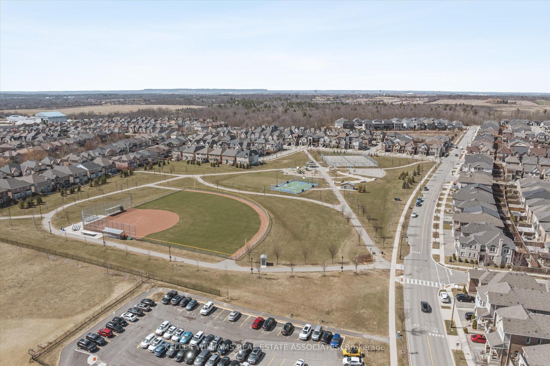 1 Min Walk to Tennis, Pickleball, Playground+More!