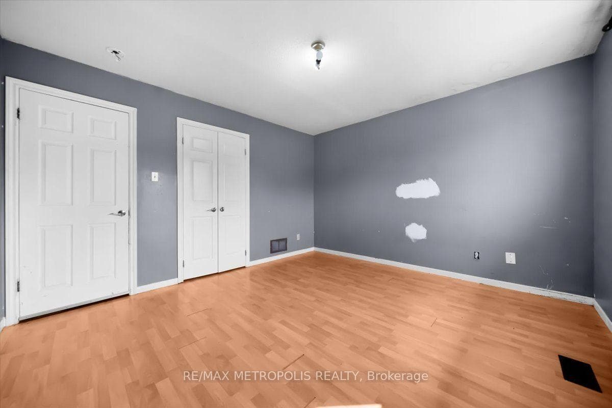 39 Jellicoe Crescent photo 20