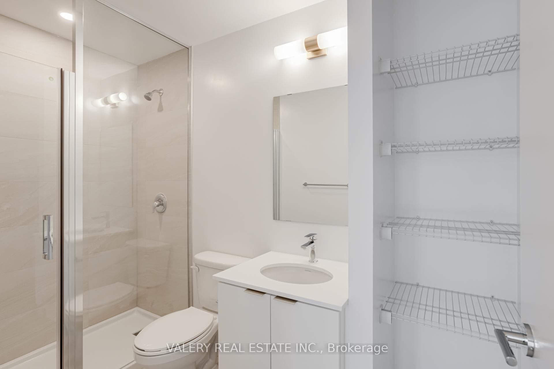 4569 Kingston Road Unit 305 photo 12