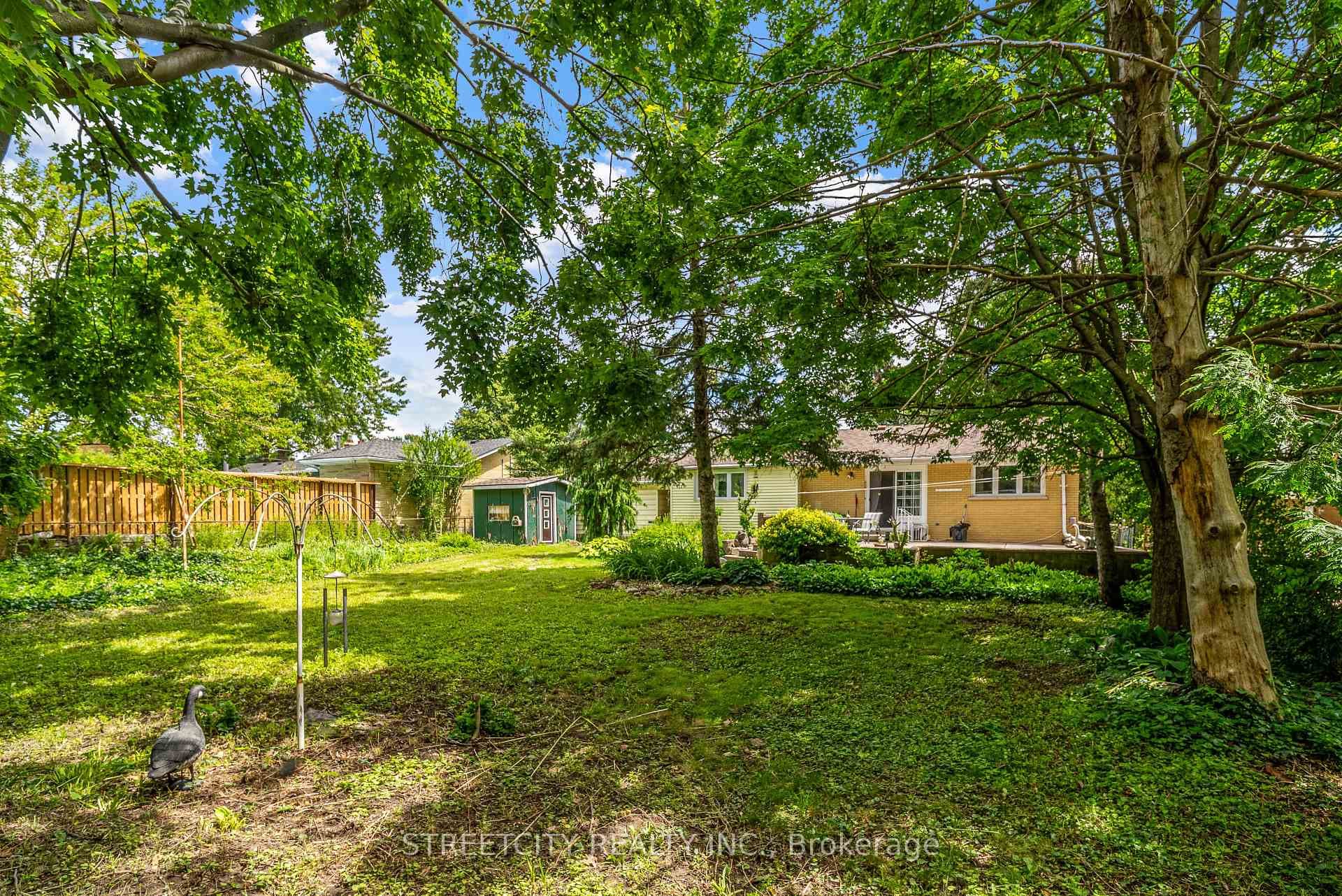 937 Luxton Drive photo 40