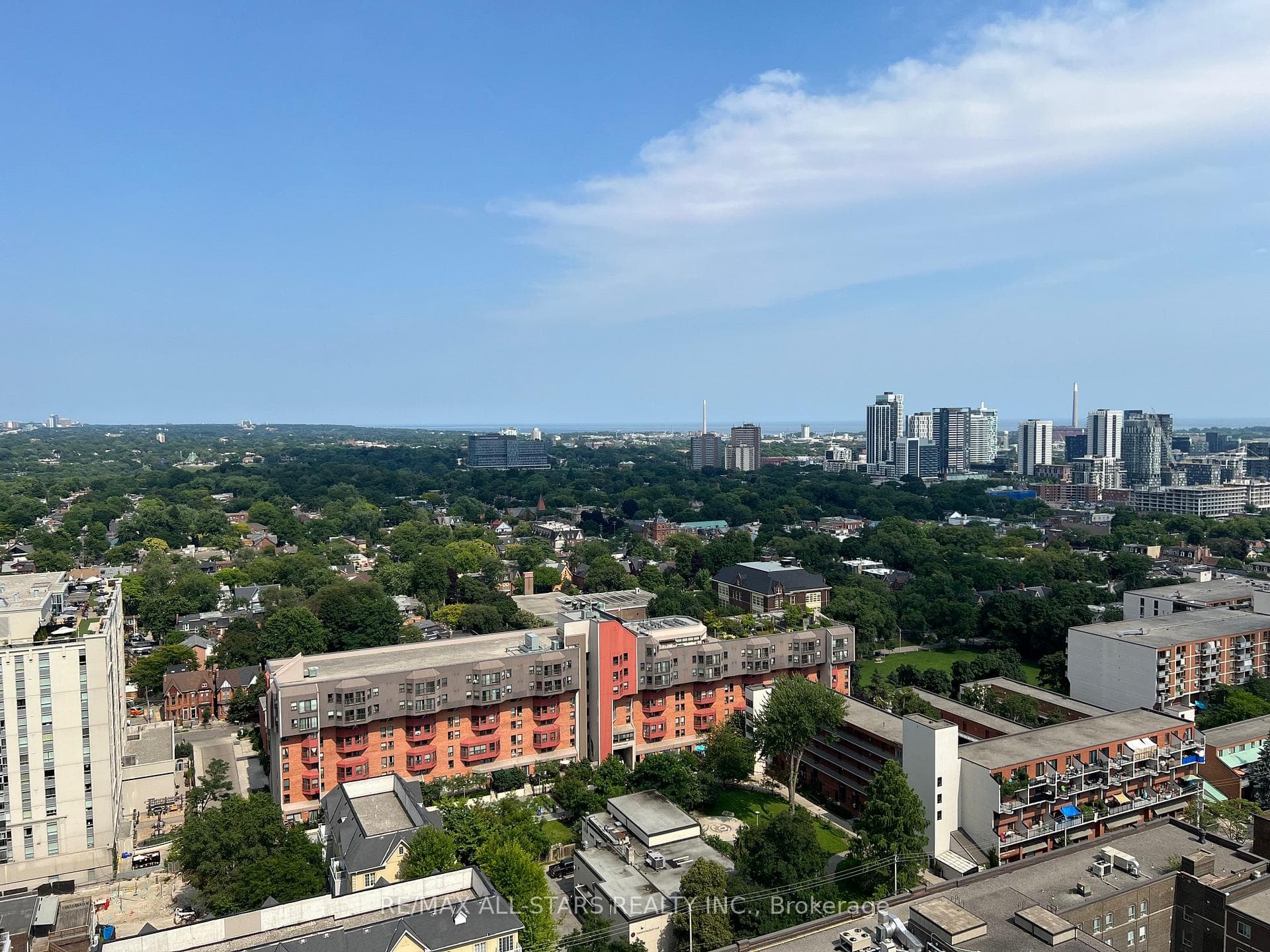 159 Wellesley Street Unit 2104 photo 1